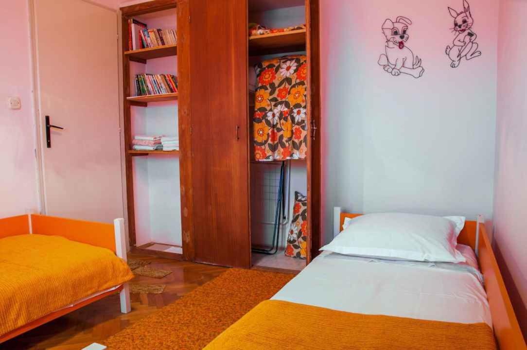 Apartment In Pucisca/Insel Brac 5972 Εξωτερικό φωτογραφία
