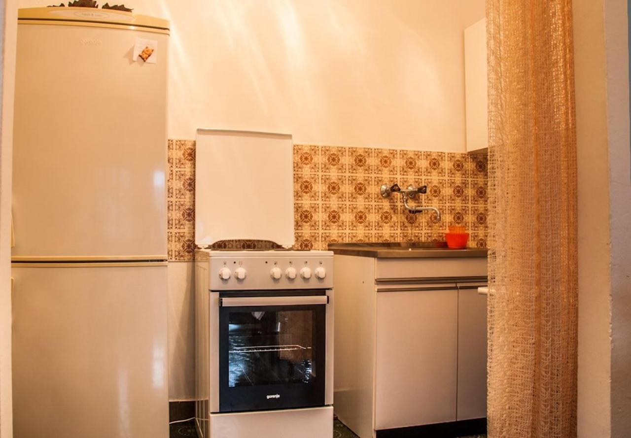 Apartment In Pucisca/Insel Brac 5972 Εξωτερικό φωτογραφία